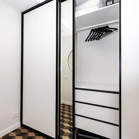  Central Daukanto Apartment, By Cohost *